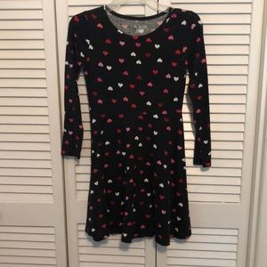 Children’s Place long sleeve black dress with hearts size 7/8